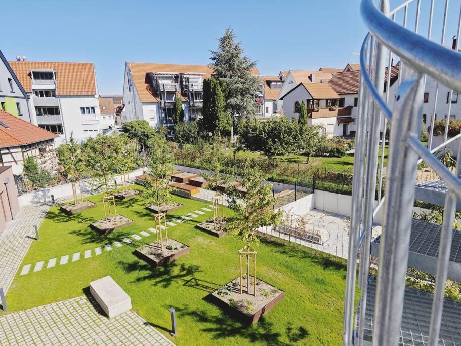 Ticasa Gold-Zentral-Outlet-Aufzug-Stylisch-Unique Metzingen  Exterior photo